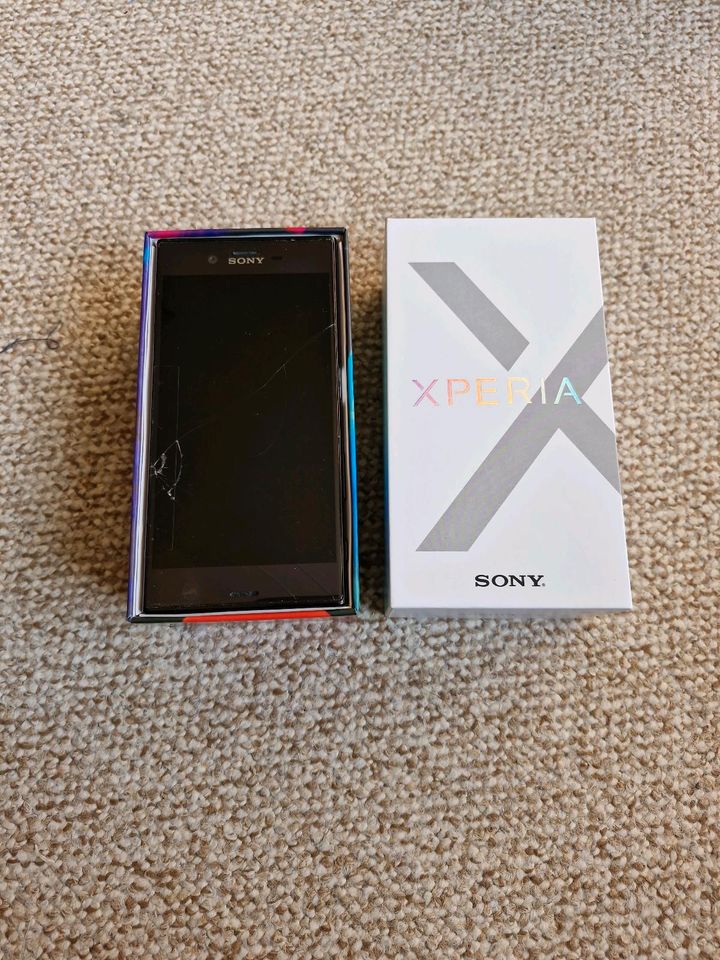 Sony Xperia XZ, Neues Display dabei in Lage