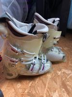 Salomon Ski Schuhe inkl sohlenwärmer gr 38,5/39) Baden-Württemberg - Loffenau Vorschau