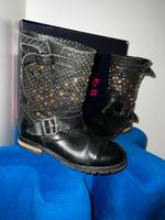 Buffalo Leder Biker Boots Stiefel schwarz mit Nieten Gr 37 Rheinland-Pfalz - Bingen Vorschau