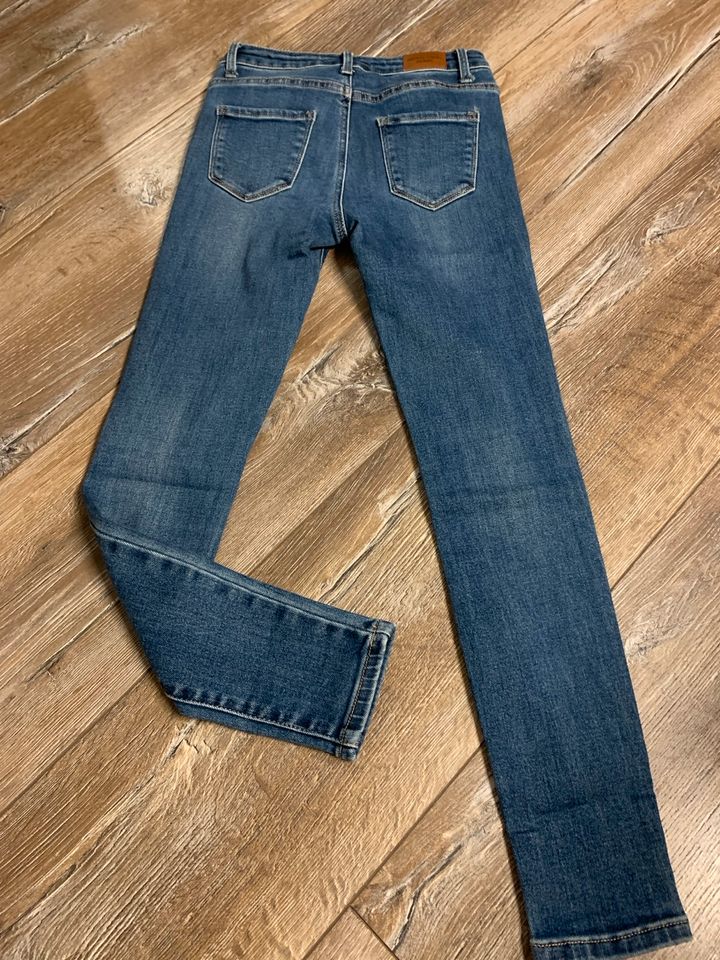 Neue Redial Paris Jeans Gr. 36/38 in Schloß Holte-Stukenbrock