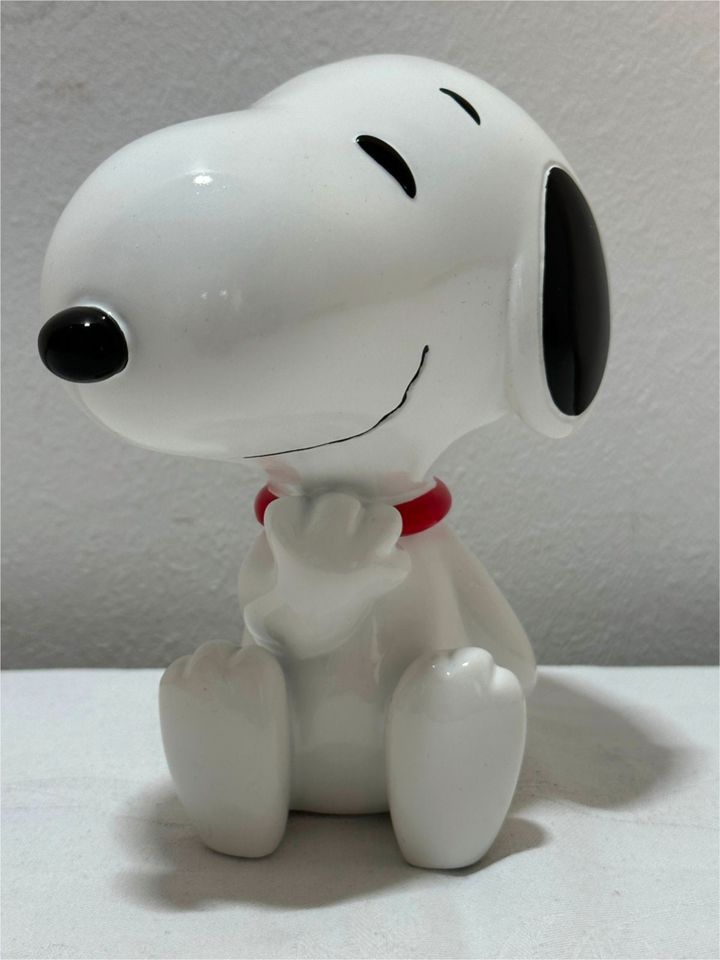 United Labels BEST OF SNOOPY 3D Kunstharz Figur /VB 25.-€* in Rüsselsheim