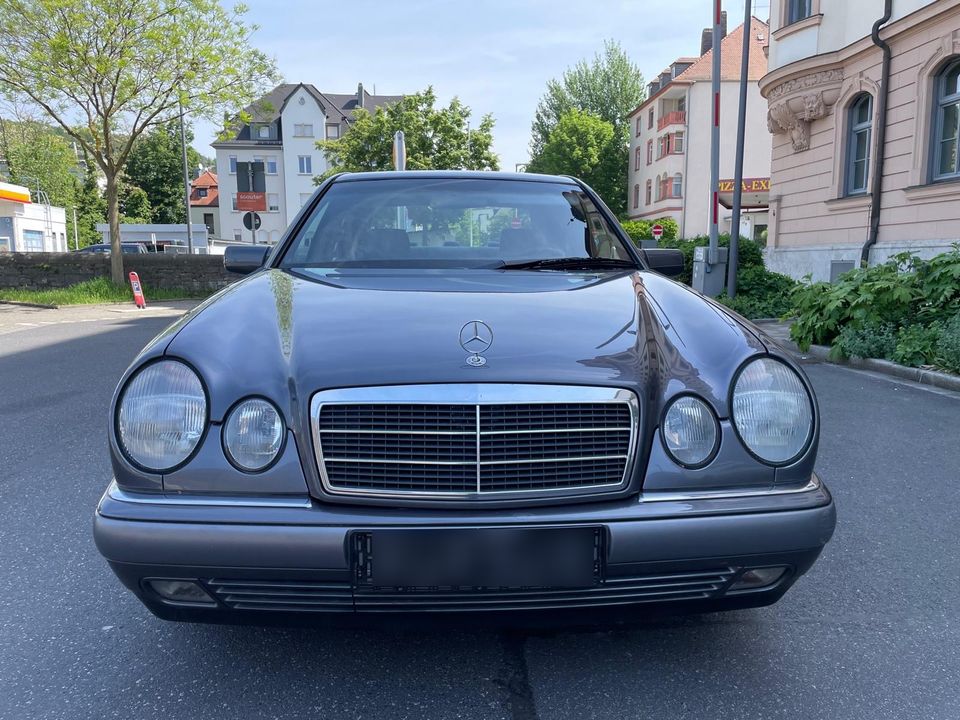 Mercedes-Benz W210 Automatik in Würzburg