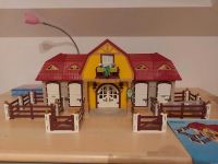 Playmobil Reiterhof mit viel Zubehör Nordrhein-Westfalen - Hamminkeln Vorschau