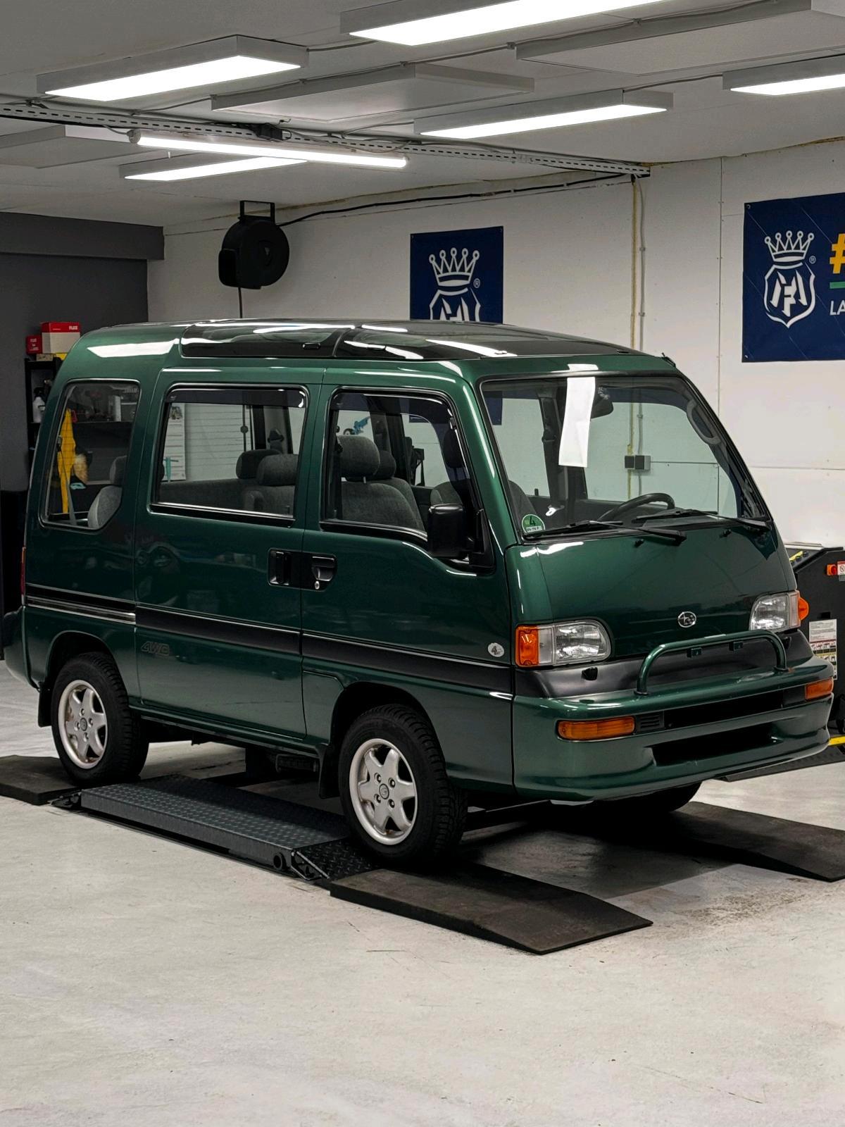 Abbildung des Autos Subaru Libero E12 Schieb…
