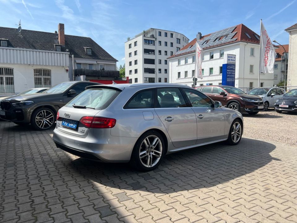 Audi A4 Avant S line Sportpaket / plus quattro in Heinersreuth
