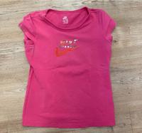 Nike T-Shirt Größe M/38/40 Hessen - Hofheim am Taunus Vorschau