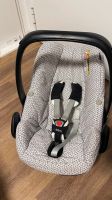 Maxi Cosy Babyschale Pebble, bei Bedarf mit passender Station Niedersachsen - Garbsen Vorschau