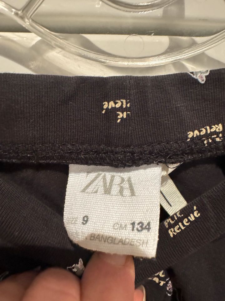 Zara Leggings Gr 128 Katze Balerina in Relsberg