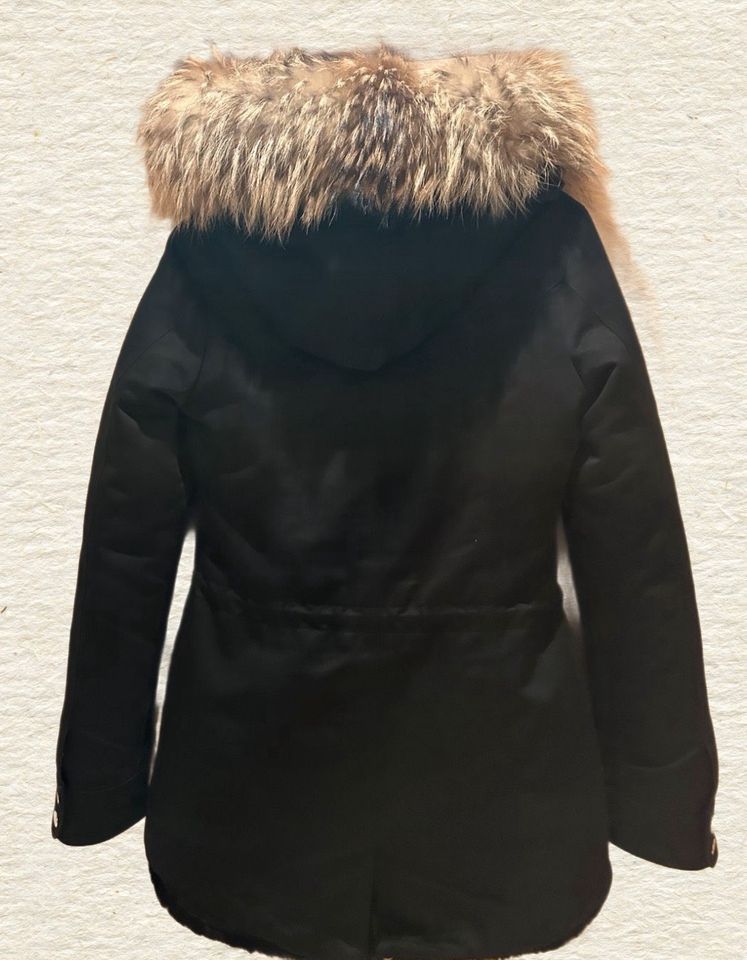 WeLoveFurs Parka L We Love Furs Echtpelz Pelz Jacke in Plothen