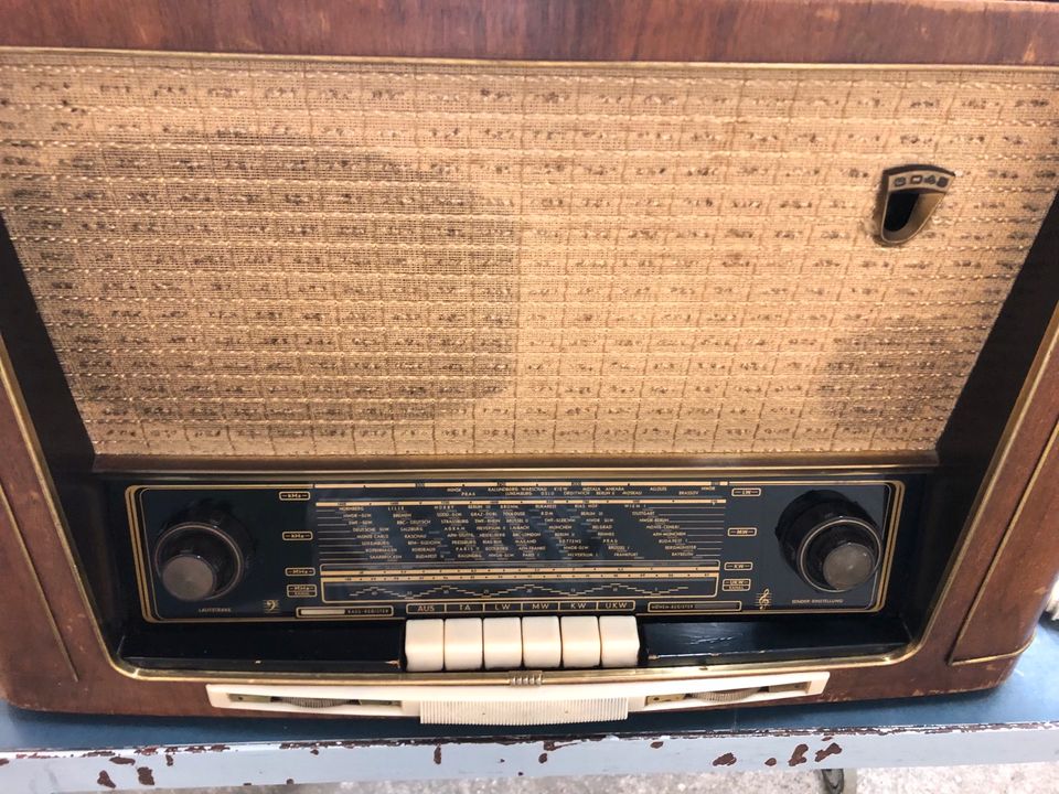 Grundig Type 3045 Tb Anlage mit Plattenspieler Radio Tonbandgerät in Otterfing