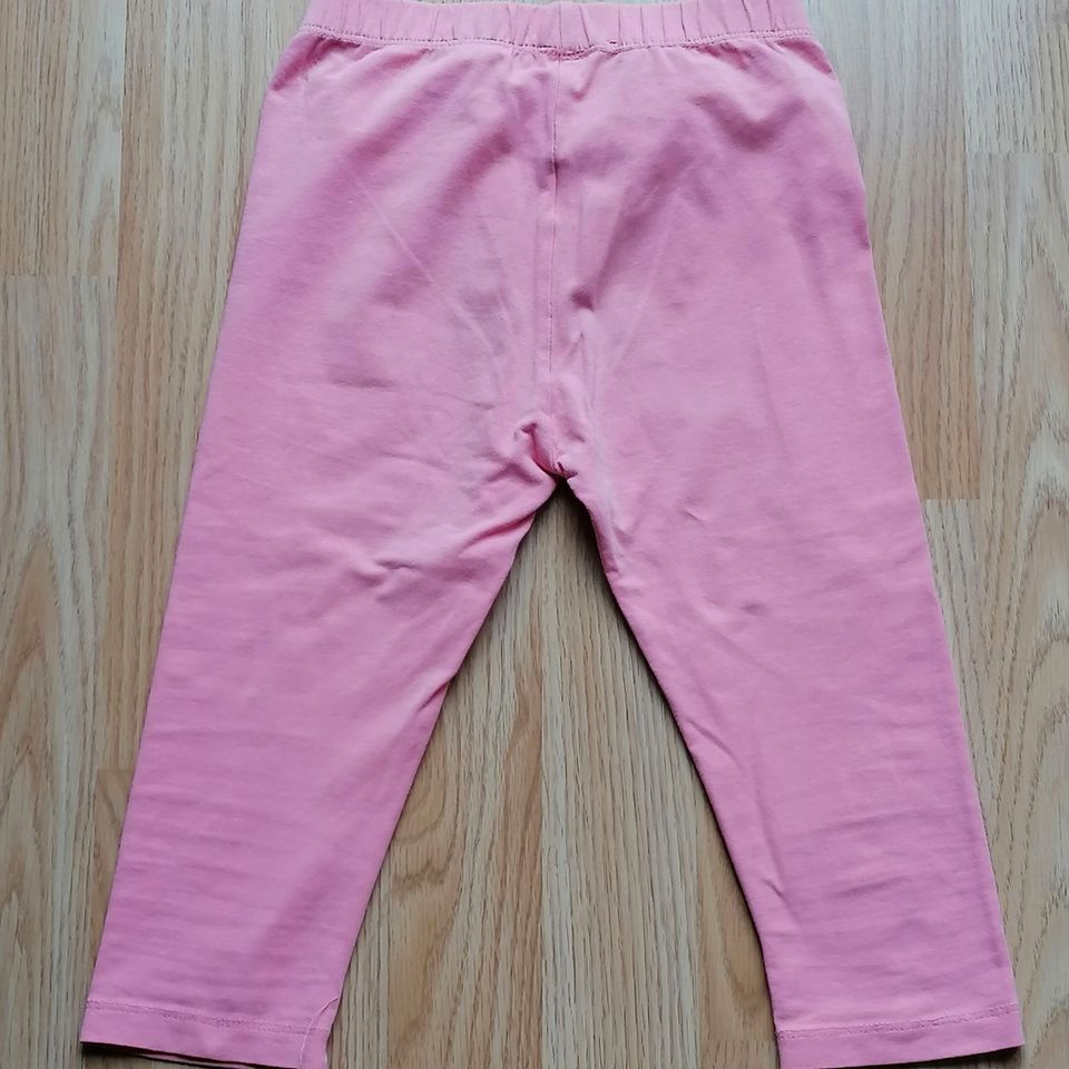 2 Leggings Mädchen dunkelblau + rosa ¾ lang Größe 128 in Bad Salzungen