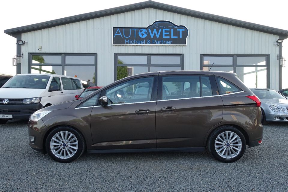 Ford C-Max Titanium 1.5 TDCi LEDER 6 Sitzer NAVI KAM in Beckdorf