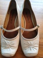 Damenschuh Pumps weiß, Brautschuh, Hofstaatsschuh Nordrhein-Westfalen - Marsberg Vorschau