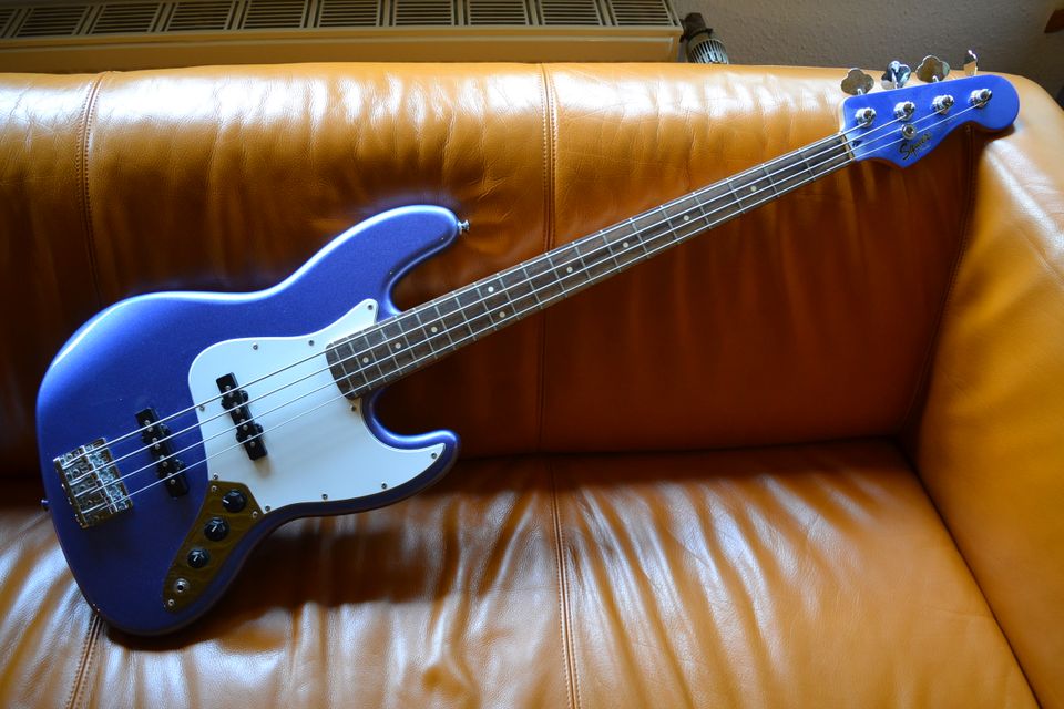 Squier Contemporary JazzBass Matched-Headstock/Fender Ltd-Edition in Bremen