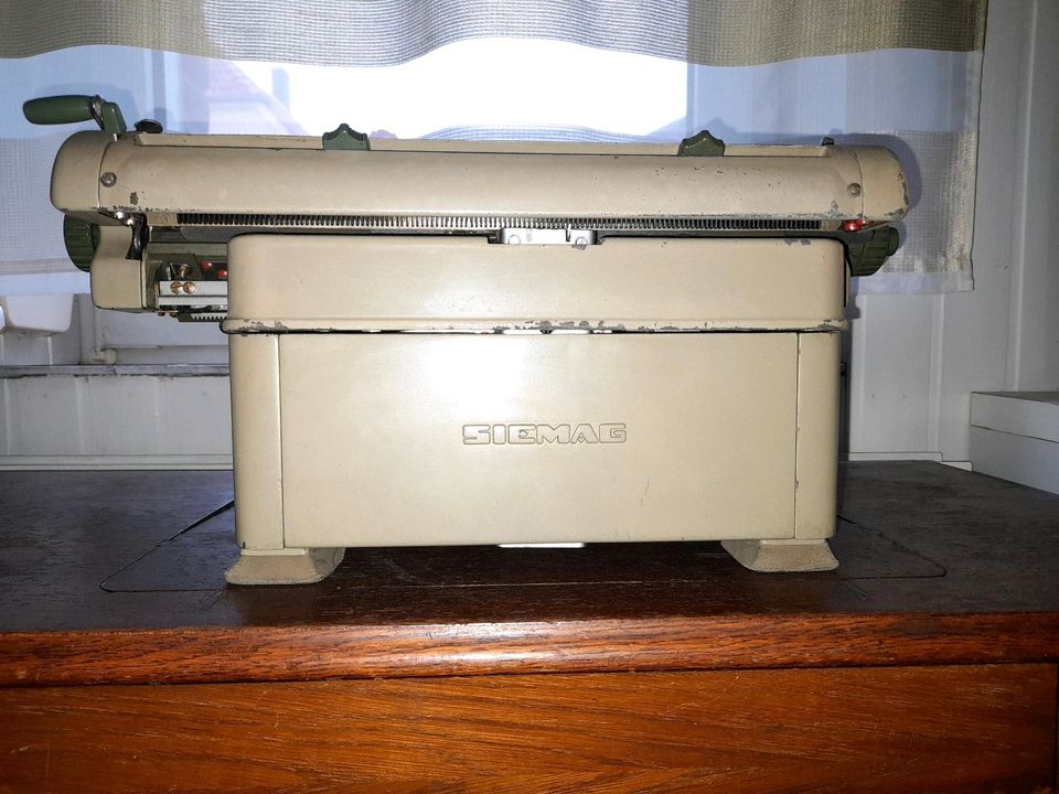 SIEMAG   Schreibmaschine,  mechanisch in Herford