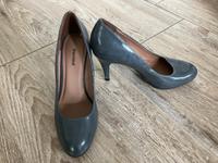 Graceland Pumps Gr. 37 dunkelgrau Niedersachsen - Gehrde Vorschau