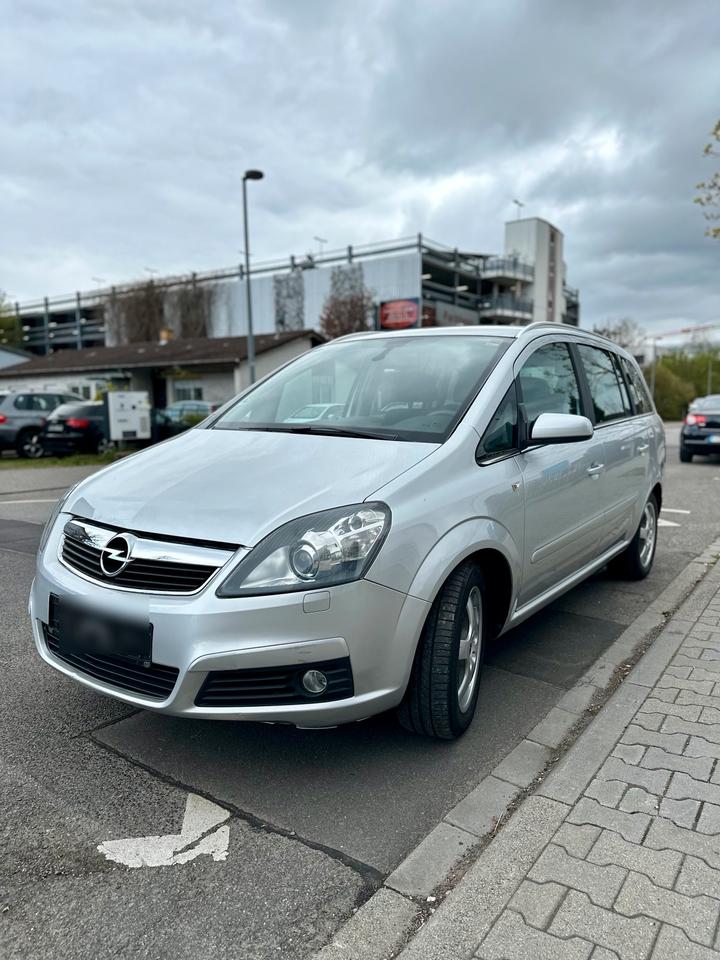 Opel Zafira 2,2 Automatik, Steuerkette NEU, 7 Sitzer, TÜV NEU in Heidelberg