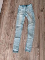 Skinny Jeans hellblau xs 34 mid high waist Harburg - Hamburg Eißendorf Vorschau