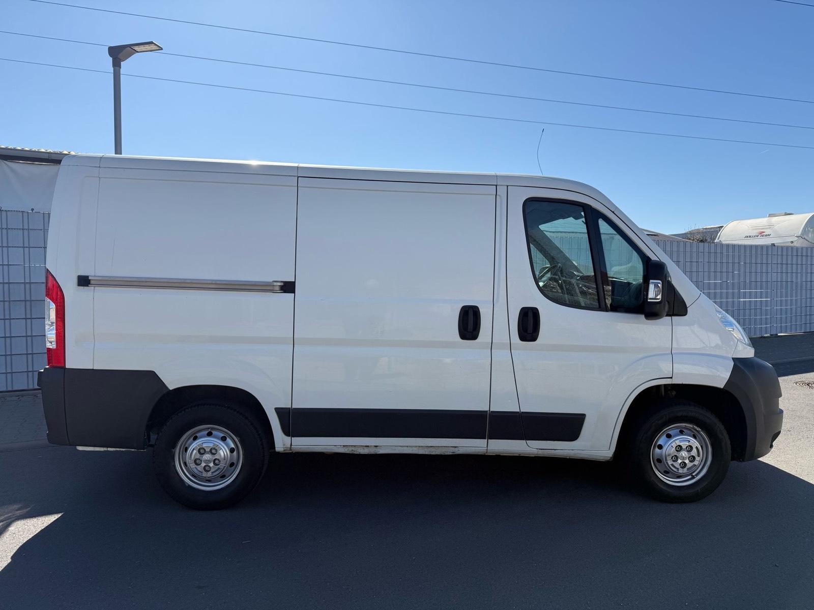 Abbildung des Autos Peugeot Boxer