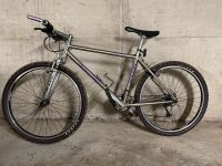 Thunderbird New York MTB Vintage Mountainbike Shimano Deore Nordrhein-Westfalen - Meerbusch Vorschau