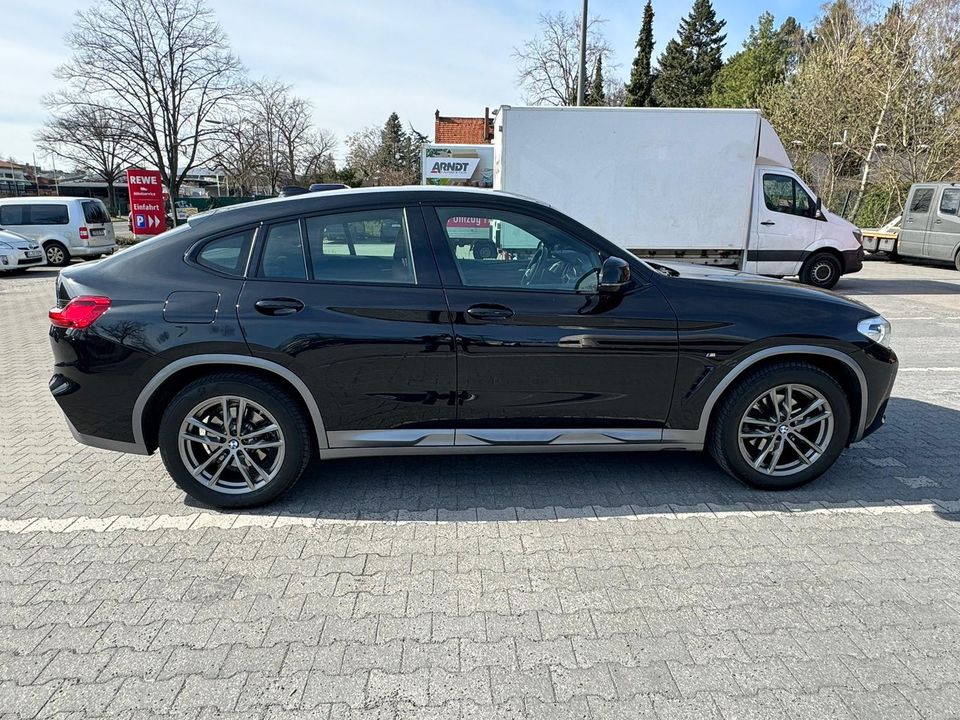 BMW X4 XDrive 20i M-Paket Lichtpaket 79100 KM Scheckheft in Berlin