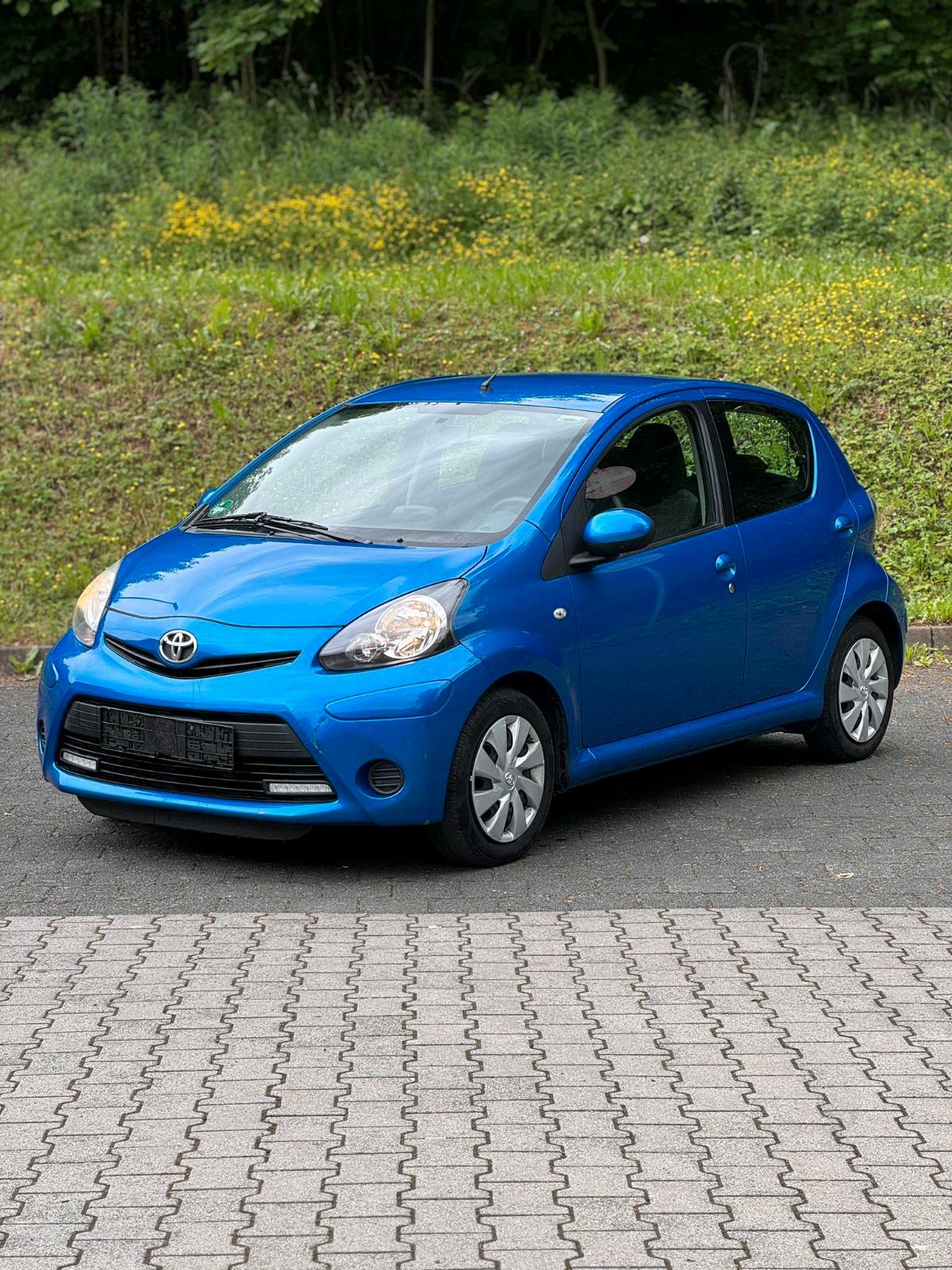 Abbildung des Autos Toyota Aygo 2.hand-Klima…