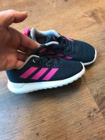 Adidas Kinderschuhe / Turnschuhe/ Sportschuhe Hamburg-Mitte - Hamburg Hamm Vorschau