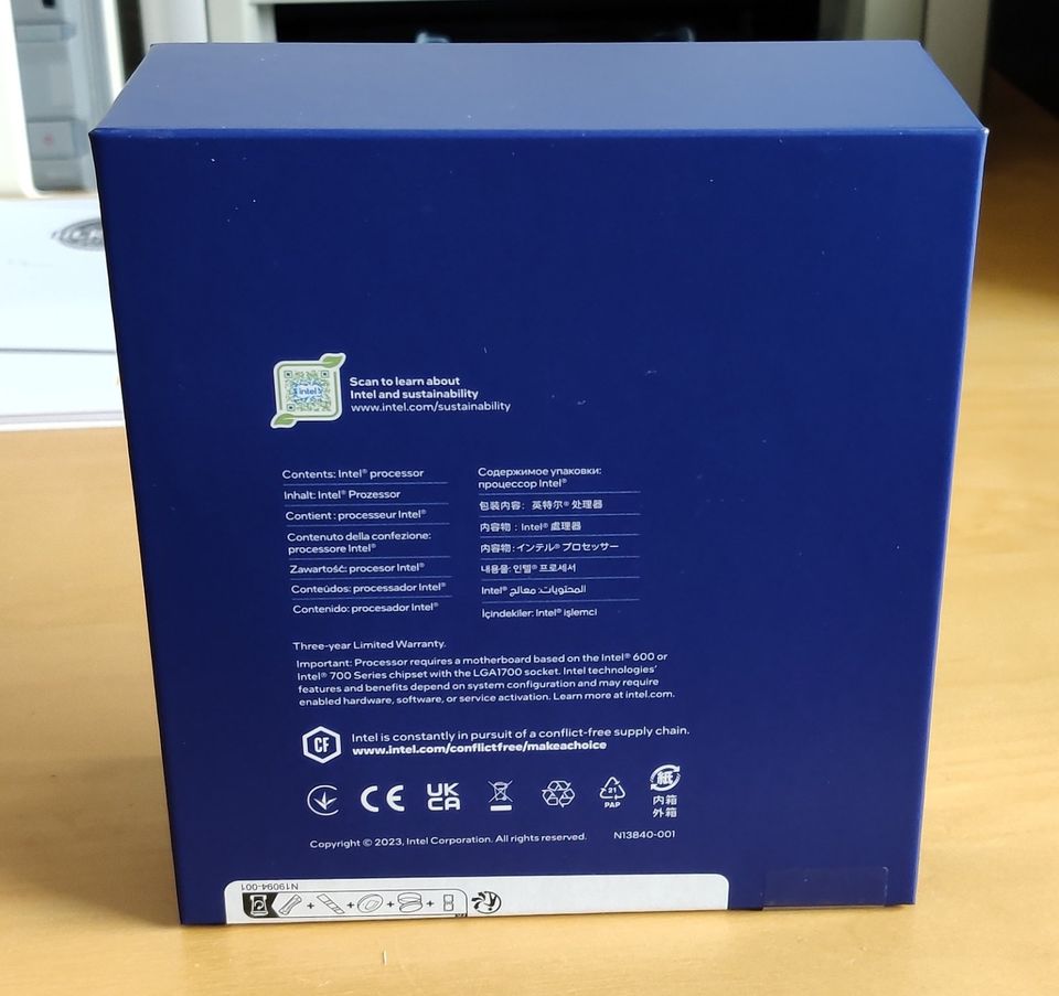 Intel i9 Boxed Verpackung in Velden