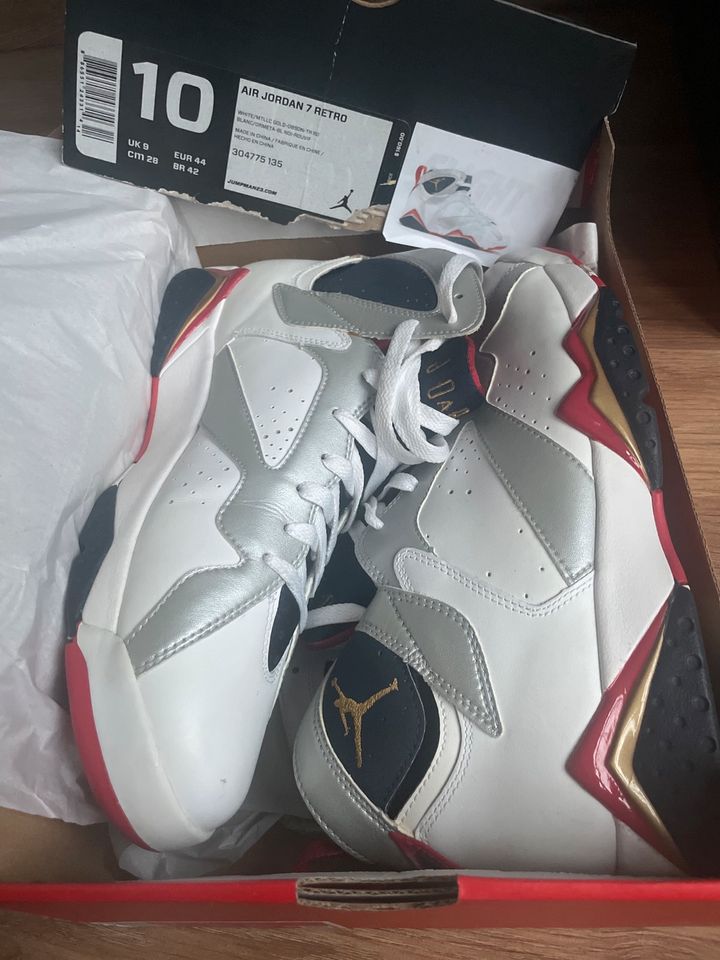 Nike Air Jordan 7 Retro Olympic (2012) in Köln