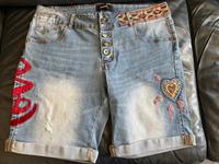 Desigual Bermuda "Love" Größe 42 - W 33 Hessen - Neu-Isenburg Vorschau