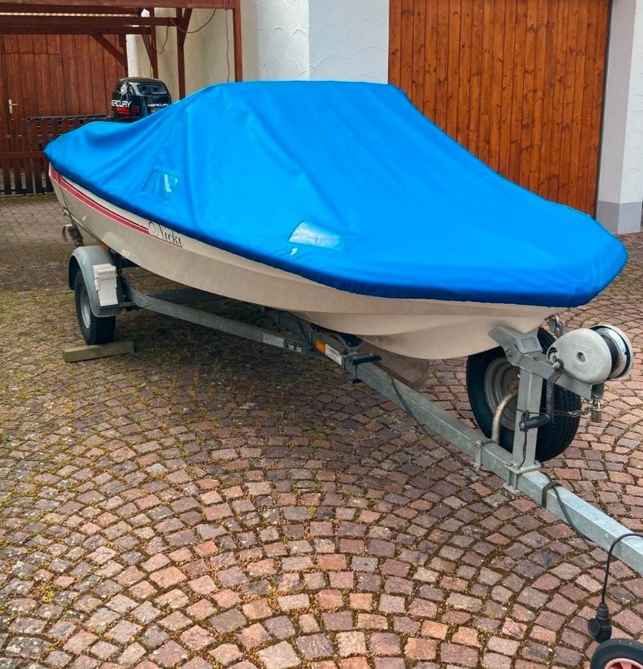Motorboot Hille Cameo 400 mit 40 PS  Außenborder, Trailer und ZBH in Woerth an der Donau