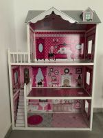 Nur Puppenhaus zu verkaufen  Barbie Gratis 4 Puppen! Bayern - Abensberg Vorschau