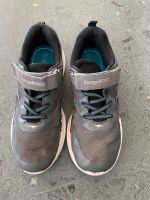 Graue Sneaker Sportschuhe Kangaroos Gr. 35 Nordrhein-Westfalen - Erwitte Vorschau