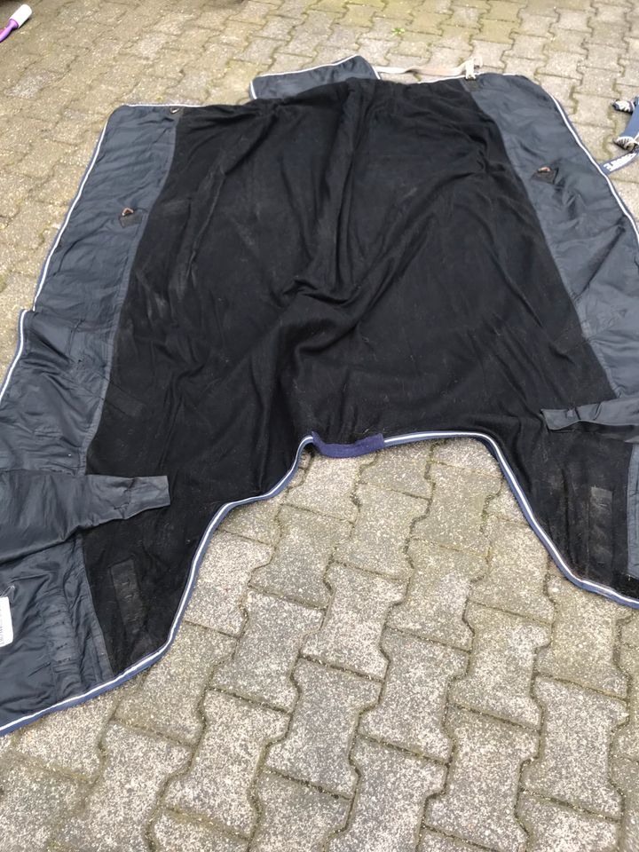 Outdoordecke, 155cm, Fleece in Dormagen