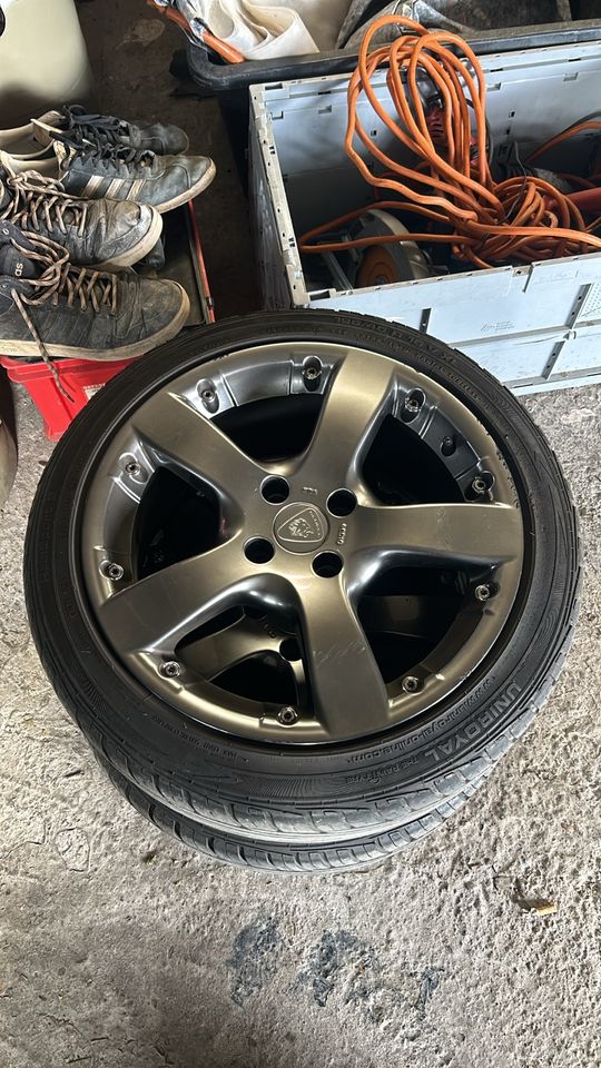 16 Zoll  AluFelgen Reifen 195/45 R16 in Köln