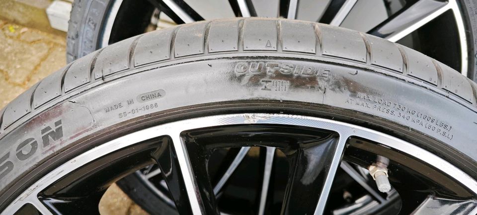 AMG 20" Mehrspeichen Schmiedefelgen mit neue Reifen in Gelsenkirchen