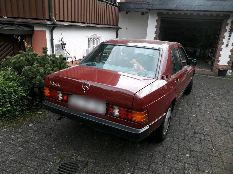 Mercedes Benz 190E in Offenburg