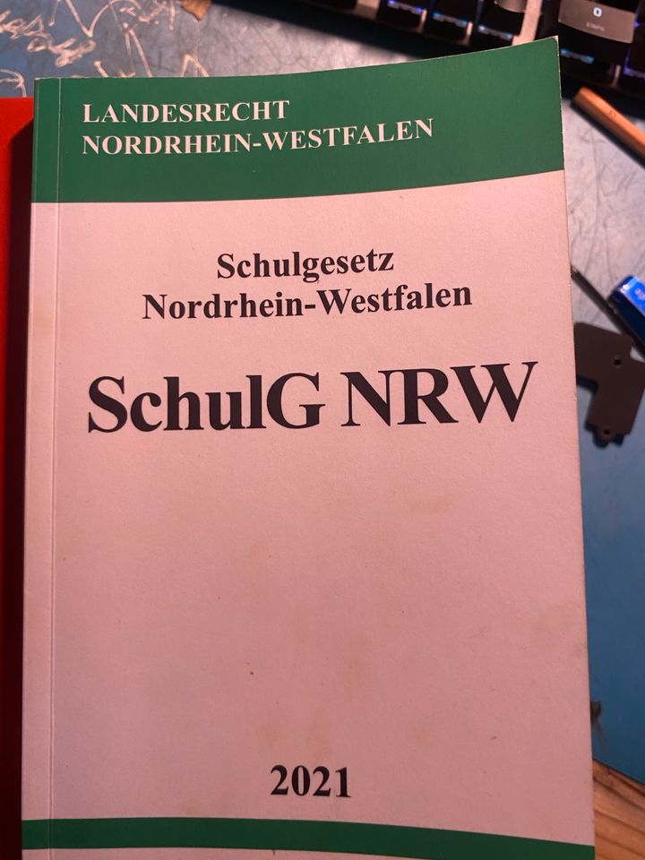 Schul Gesetz 2021 in Köln