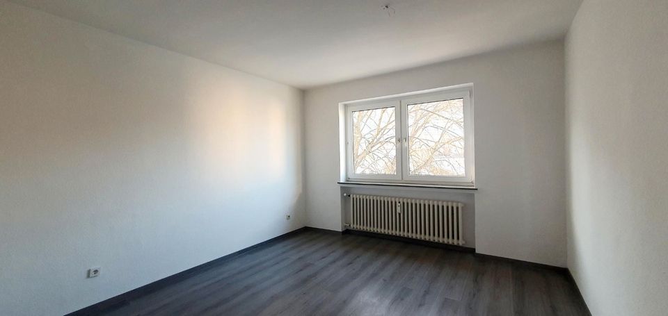 3-Zimmer mit Balkon in Waldkappel - neu saniert ! in Waldkappel