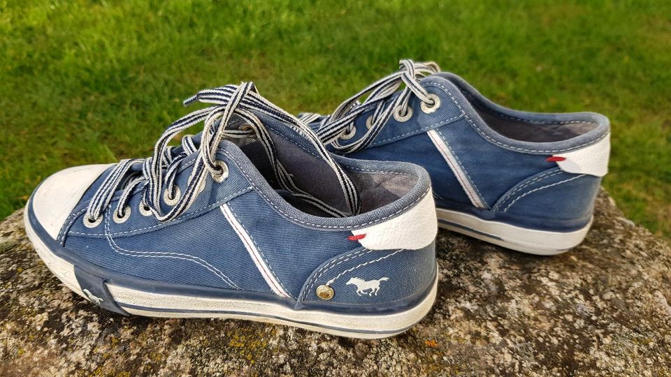 Halbschuhe Mustang 33 Sneaker Schnürschuhe in Mötzingen