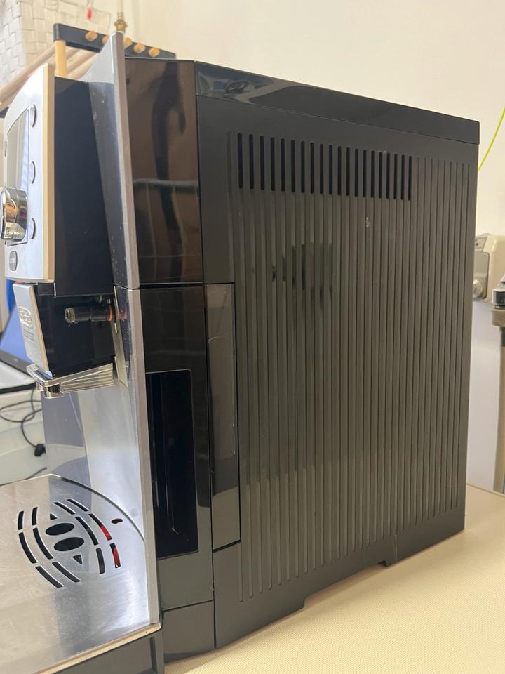 Delonghi Perfecta Cappuccino FÜR BASTLER Kaffeevollautomat in Northeim