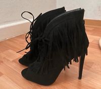 Schöne Peeptoe Stiefeletten, Gr. 39, neuwertig! Baden-Württemberg - Sindelfingen Vorschau