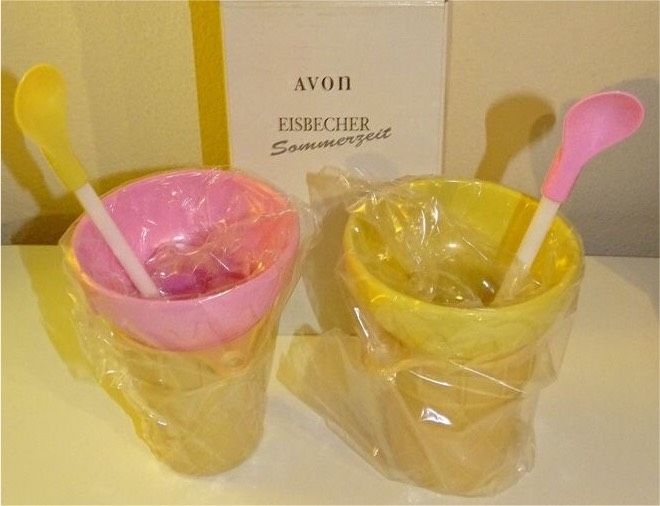 2x Retro Vintage Eisbecher Löffel Rosa Gelb Pink Avon Neu OVP in Freising