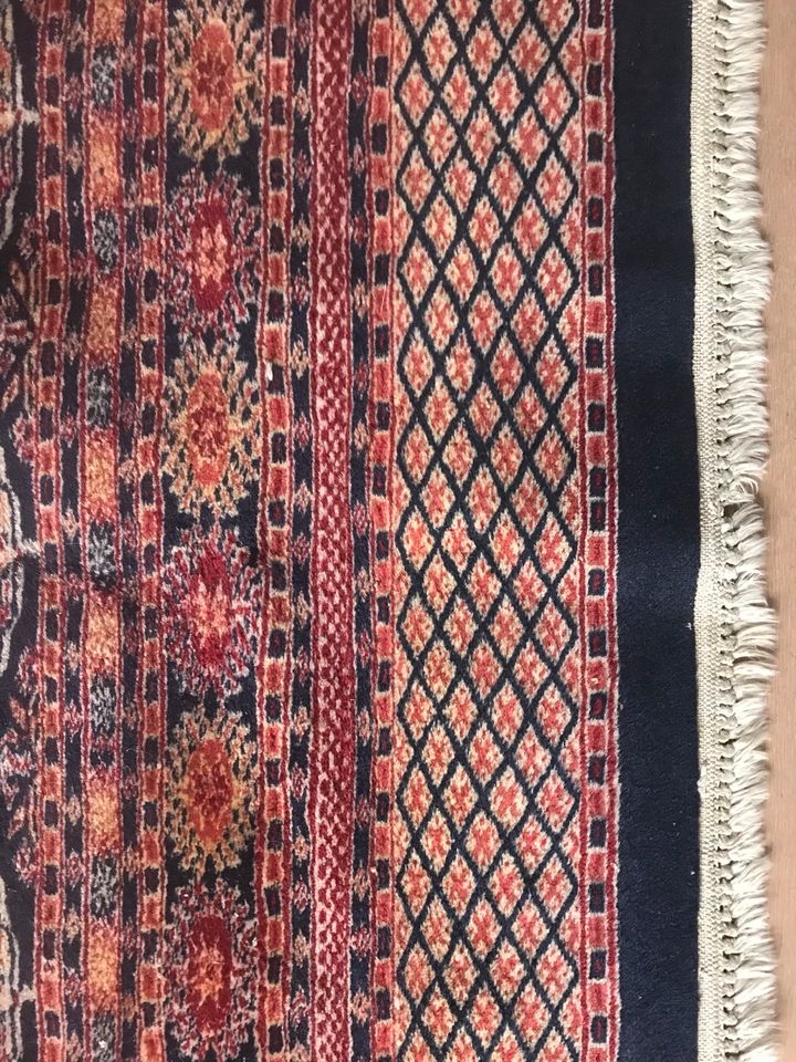 Antiker Orientteppich Wolle Seide handgeknüpft 185x125 Buchara in München