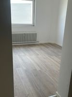 30 qm Bürofläche in Neukölln 9. OG zu vermieten: Perfekte Arbeitsumgebung für Ihr Business! Berlin - Treptow Vorschau