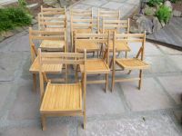 Zehn klappbare Gartenstühle, Balkonstühle  aus Holz . Niedersachsen - Uslar Vorschau