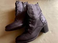 Schwarze Damen Lederstiefel – Knöchelhoch, Größe 39,guter Zustand Leipzig - Lausen-Grünau Vorschau