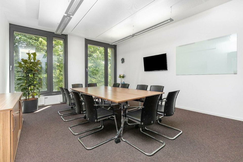 Großraumbüros für 10 Personen in Regus Theresienhoehe in München