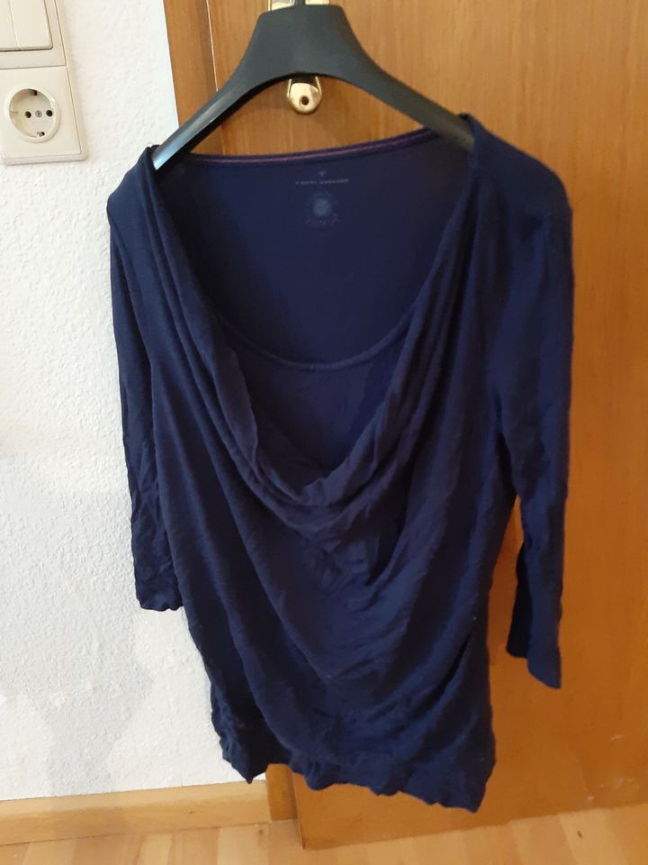 Damen Shirt Größe L in Schauenburg