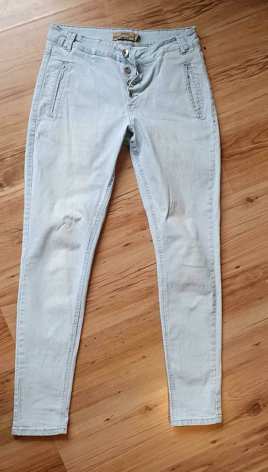 Damen Chino Hose Jeans hellblau 36 Janina, neuwertig in Kreis Pinneberg -  Wedel | eBay Kleinanzeigen ist jetzt Kleinanzeigen